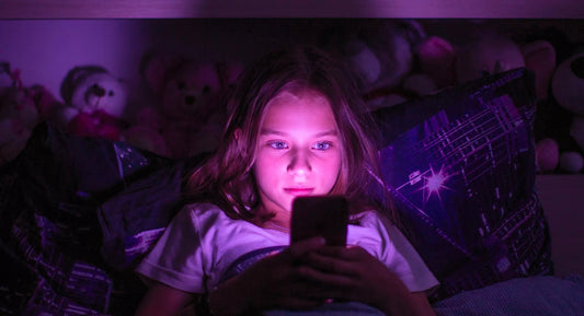 Comment l’addiction aux écrans perturbe le sommeil